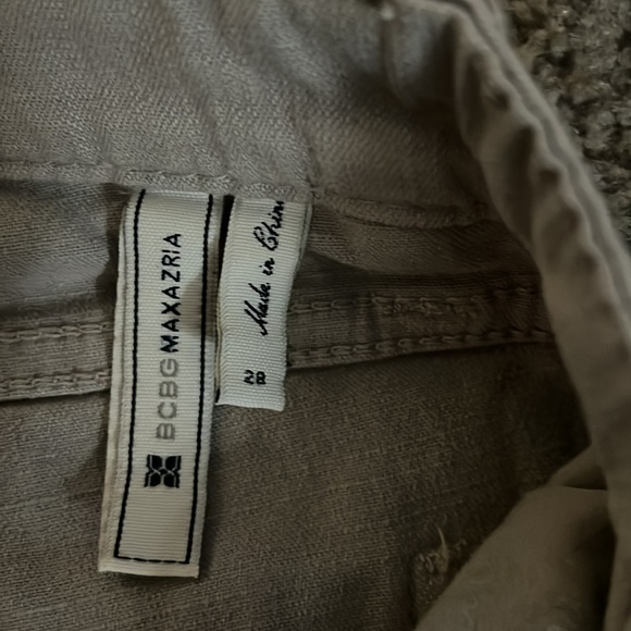 BCBG Maxazria jeans - Picture 3 of 4